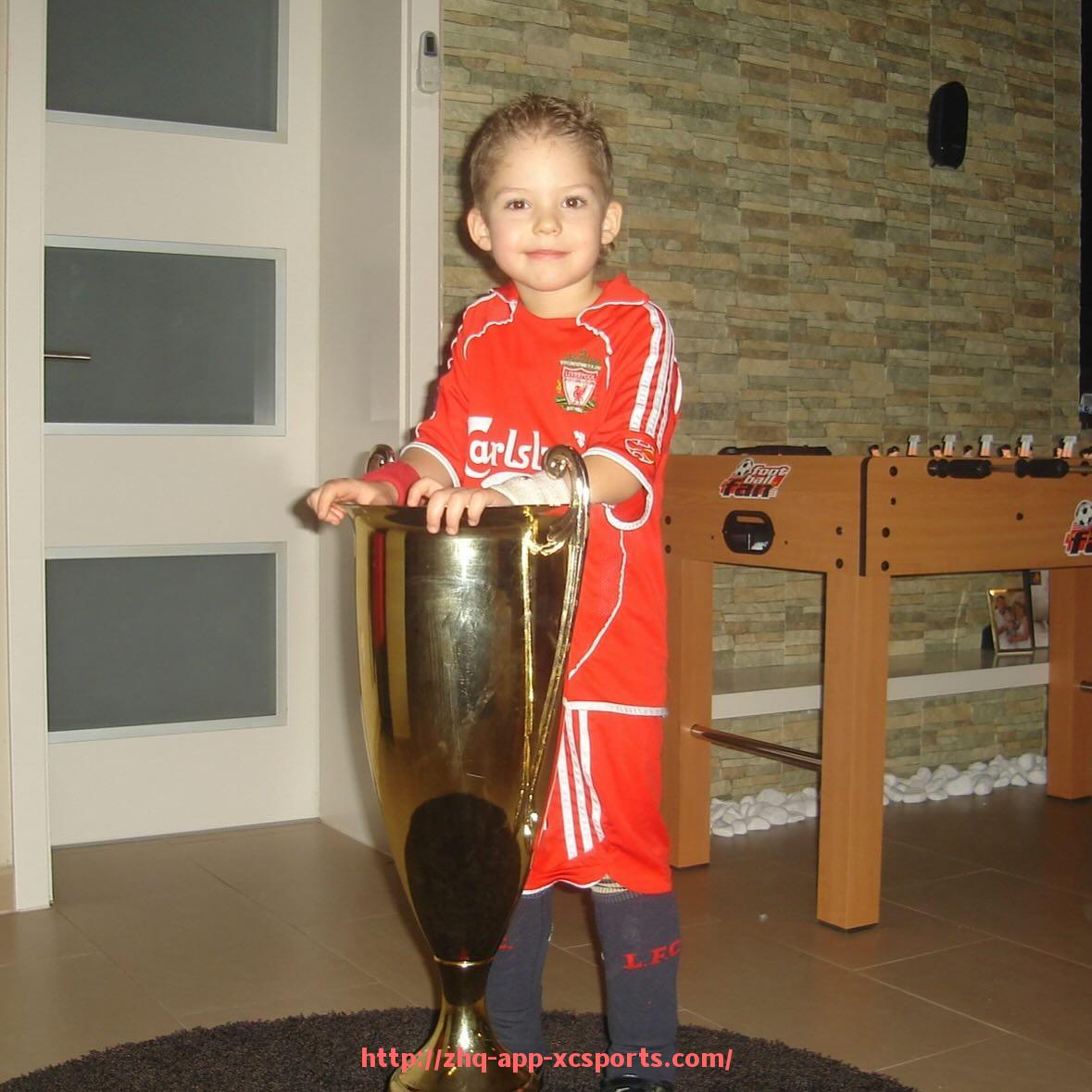 杏彩体育-NBA死亡五小阵容的历史与战术分析