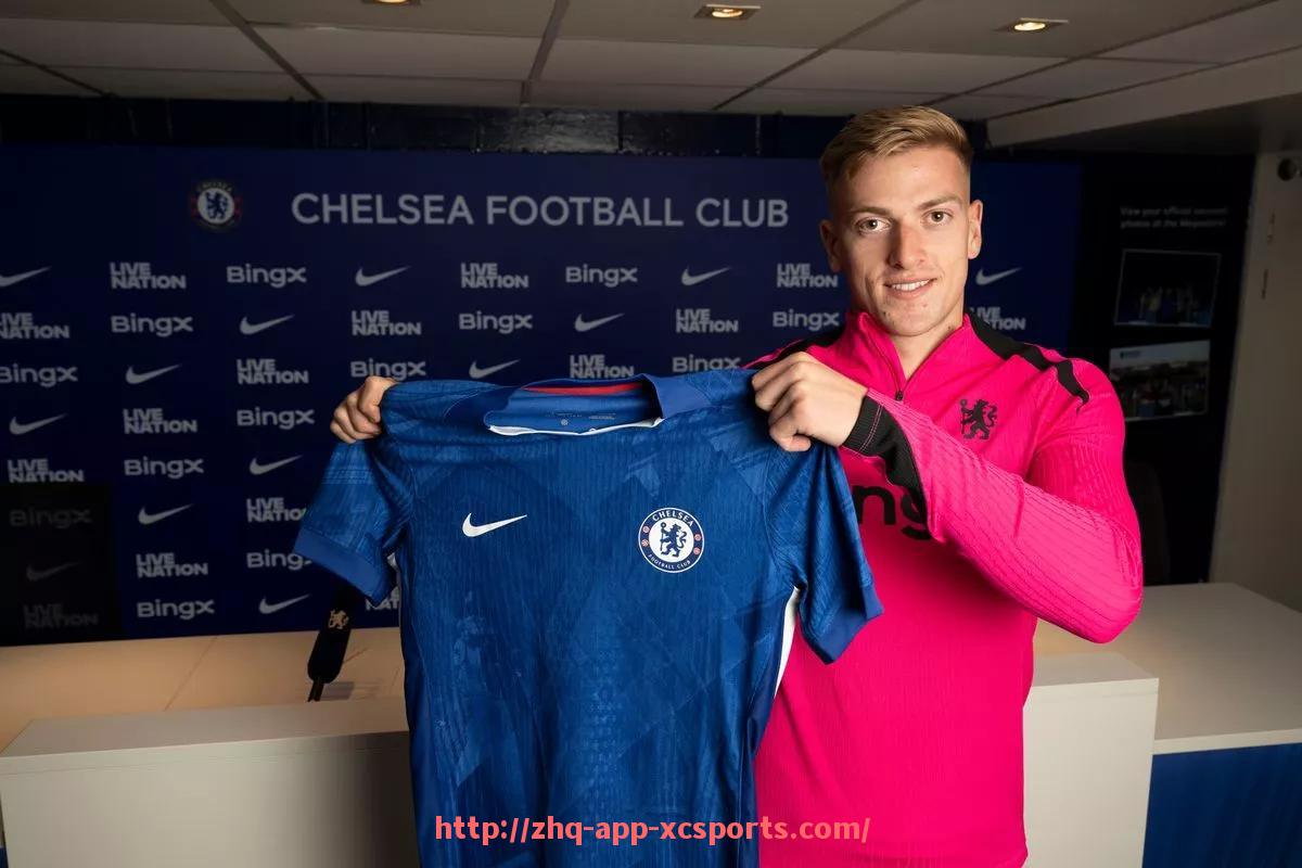 杏彩体育-法甲球员身体素质分析及其对比赛强度和速度的适应性研究